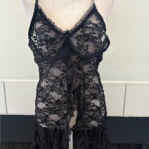 Elegant Black Lace Lingerie